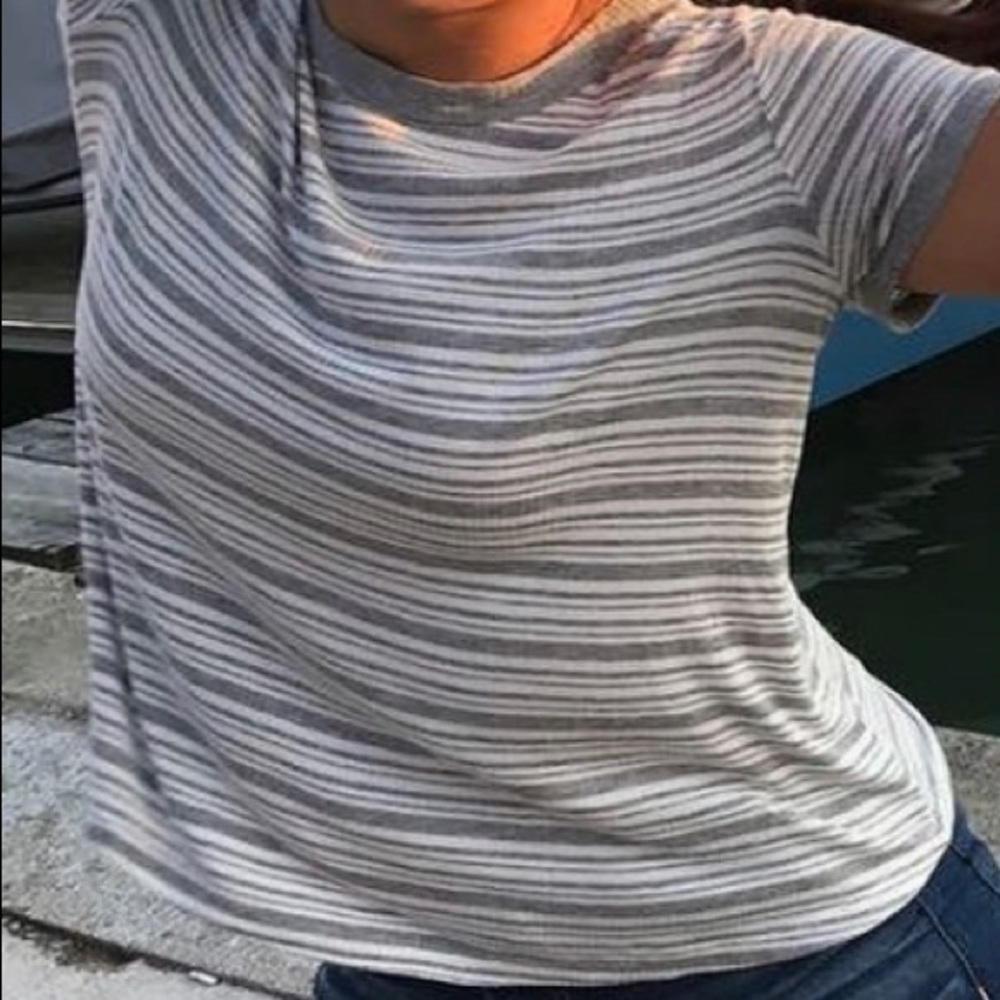 Gray and white stripped tshirt